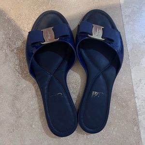Salvatore Ferragamo Cirella Bow Slides Size 5